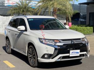 Xe Mitsubishi Outlander 2.0 CVT 2022