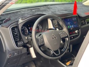 Xe Mitsubishi Outlander 2.0 CVT 2022