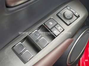 Xe Lexus NX 300 2018