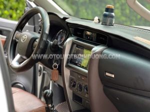 Xe Toyota Fortuner 2.4G 4x2 MT 2019