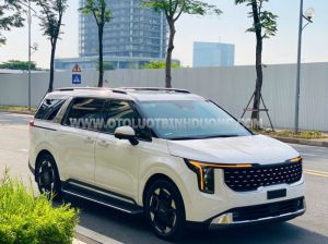Xe Kia Carnival Signature 2.2D 2024