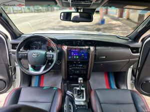 Xe Toyota Fortuner 2.8V 4x4 AT Legender 2021