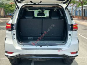 Xe Toyota Fortuner 2.8V 4x4 AT Legender 2021