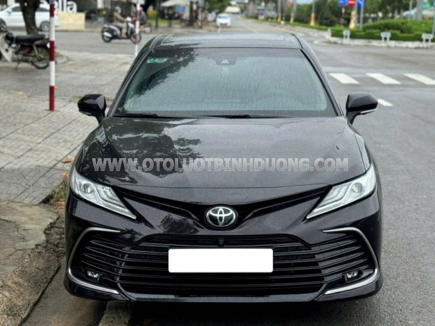 Toyota Camry 2.5Q