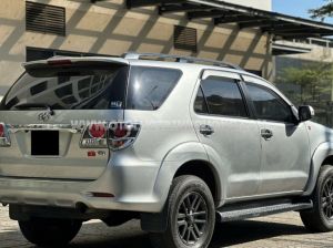 Xe Toyota Fortuner 2.5G 2015