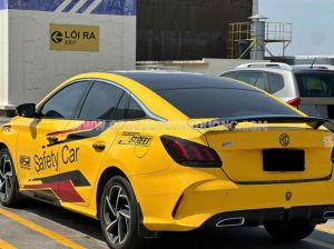 Xe MG 5 Luxury 1.5 AT 2023