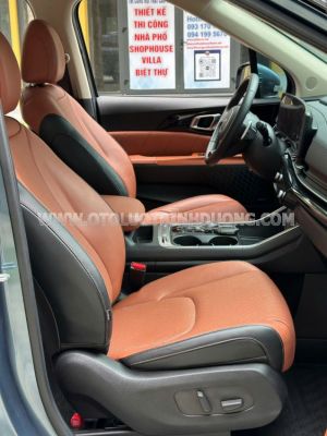 Xe Kia Carnival Signature 2.2D 2025
