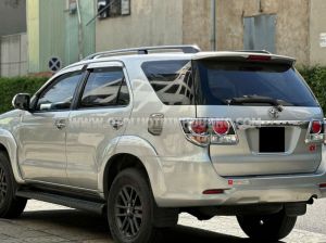 Xe Toyota Fortuner 2.5G 2015